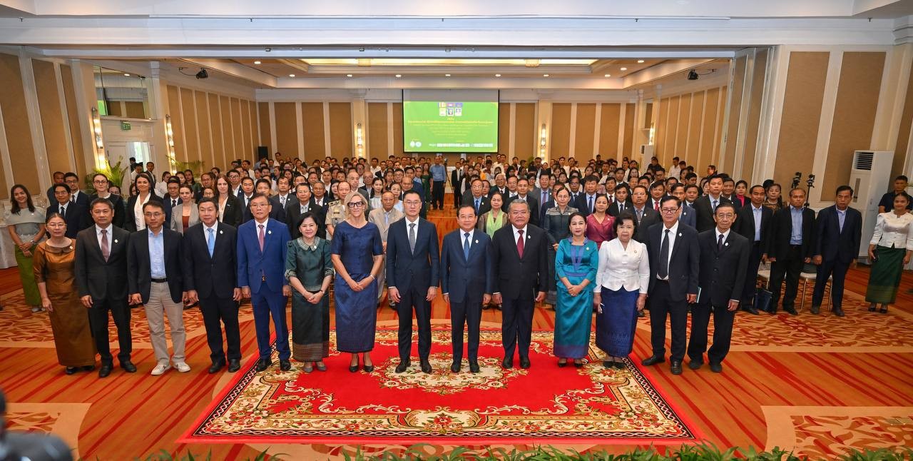 8efadea351c252760cc53ee0bcbf5a4a